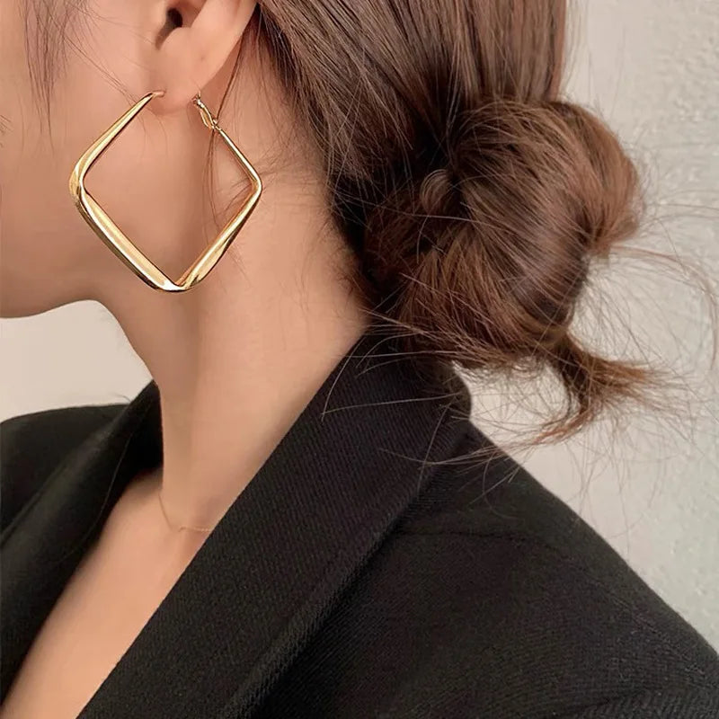Geometric Gold Ohrringe
