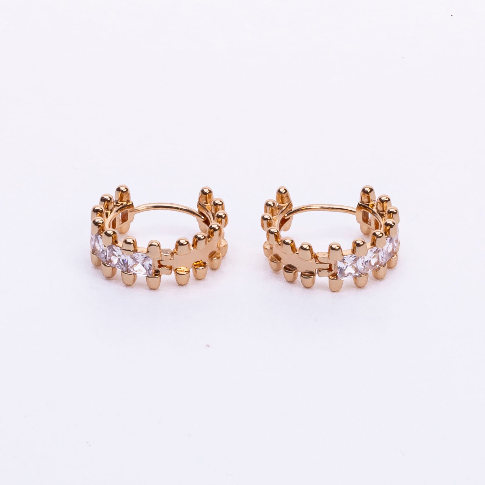 Circle Ohrstecker Gold/ Strass